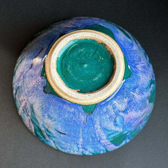 Artist Signed Studio Art Pottery Bowl Forest Green Purple Lavender Glaze 8” - Picture 6 of 9